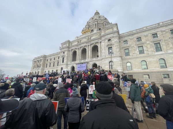 Pro-life activists rally against Minnesota abortion legislation
